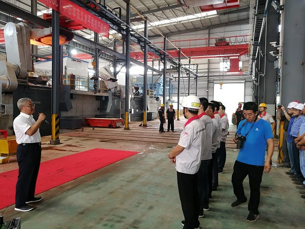9.華翔集團汽車件專線正式投產運營.jpg 9.華翔集團汽車件專線正式投產運營.jpg