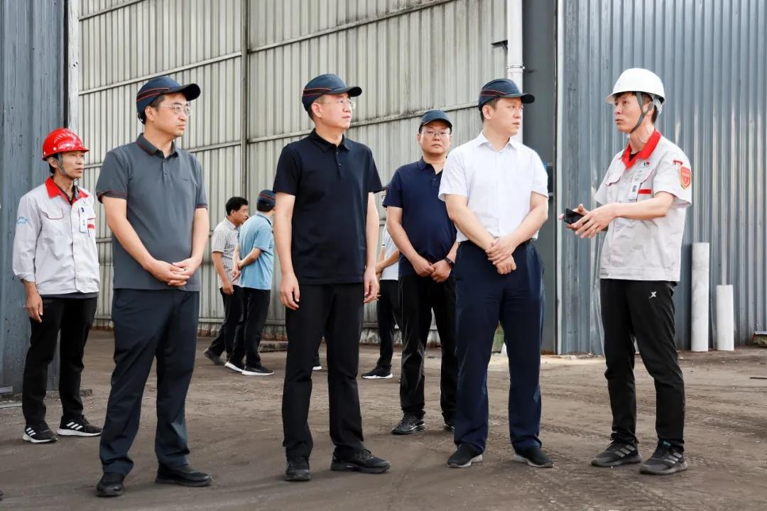 市委常委、副市長、翼城縣委書記王淵到華翔（翼城）新材料科技園現場辦公