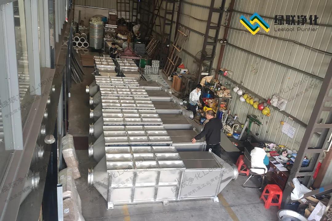 脫硝設備準備發(fā)貨 脫硝設備準備發(fā)貨